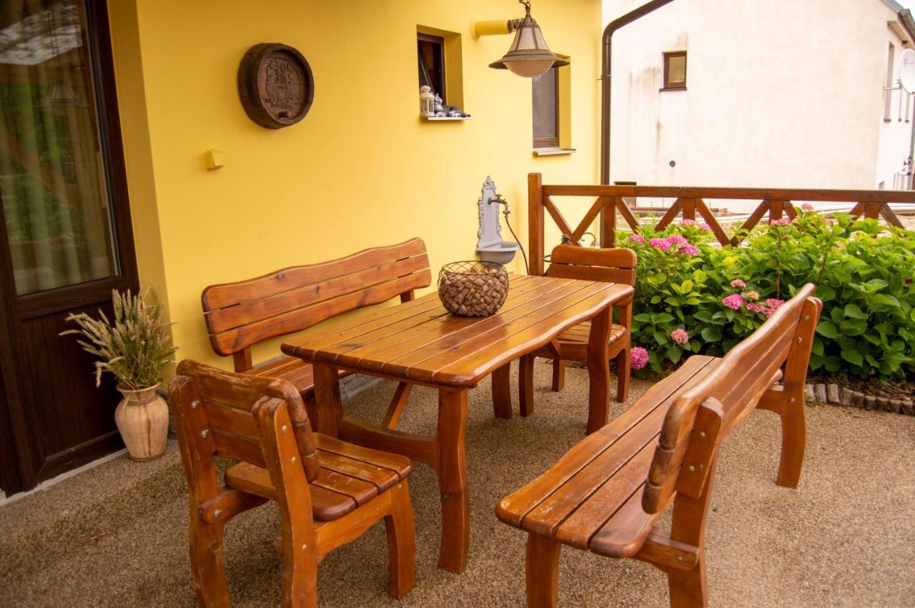 Penzion Holacky Dolni Dunajovice Ngoại thất bức ảnh